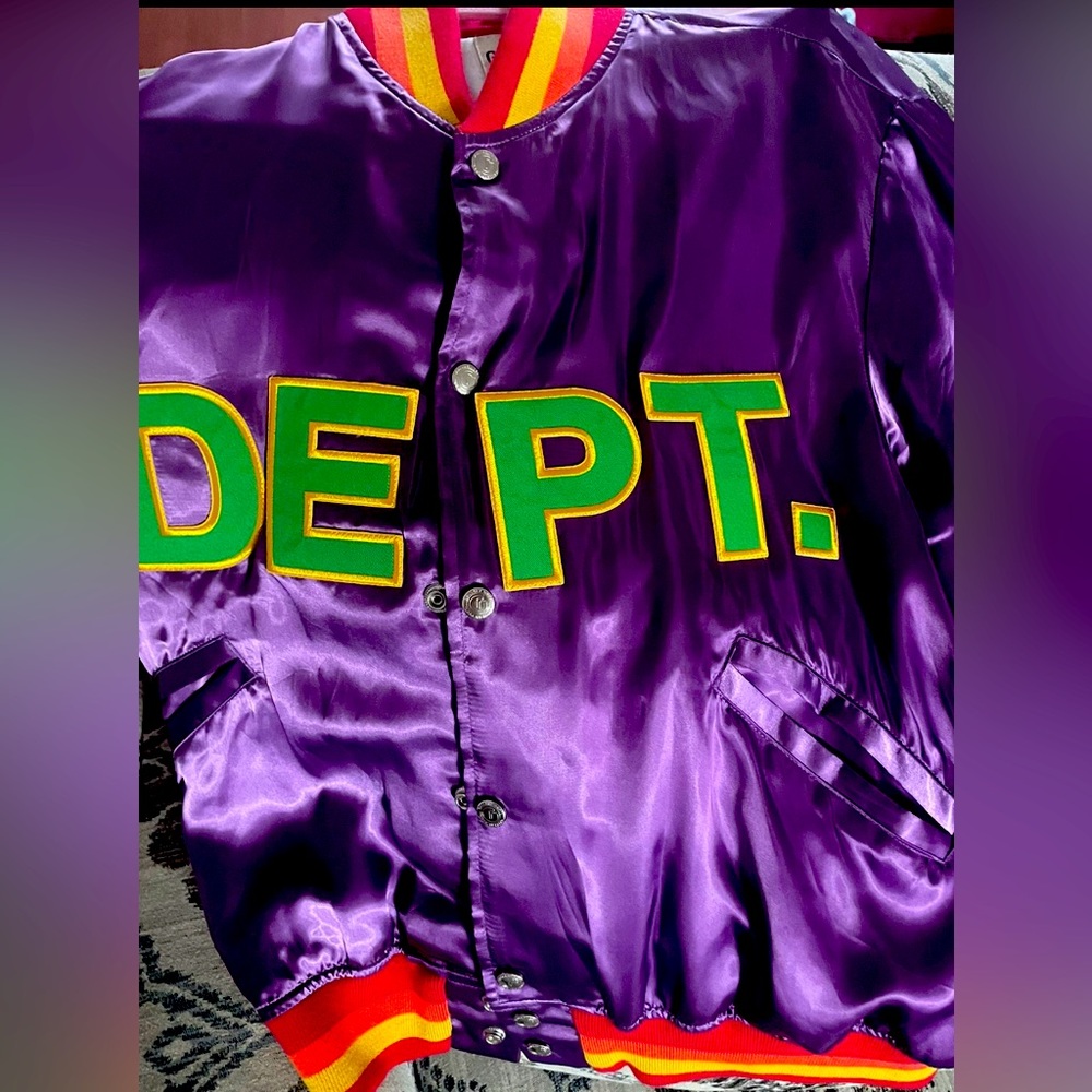 Gallery Dept Jacket, Brand new, Authentic, color purple, size small regular fit.